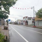士幌は20・21日の「7000人のまつり」に向け、市街地に提灯がつきました。